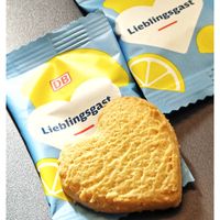可能是顯示的文字是「 DB Lieblingsenor Lieblingsgast DB DB Liehlinggaer Lieblingsgast 2026年5月 2026年5月16日09月4 16日：09 16日 6日09１14 A.R 」的圖像