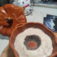 可能是戚風蛋糕和文字的圖像
