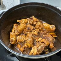 可能是燉小牛膝的圖像