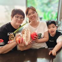 可能是顯示的文字是「 STAEAL FIAN AN P ርት2 STAYREAI TAPEAL UFS.KIDS 」的圖像