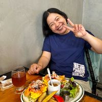 可能是漢堡和文字的圖像