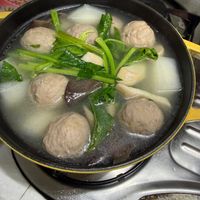 可能是火鍋、粥和拉麵的圖像