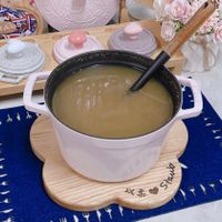 可能是木湯匙、粥和文字的圖像