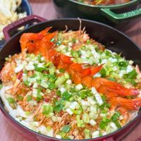 可能是拉麵、西班牙大鍋飯和粥的圖像