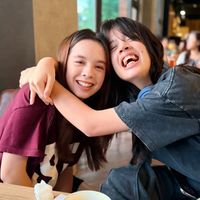 可能是一或多人和大家在微笑的圖像