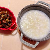 可能是粥、龍眼和文字的圖像