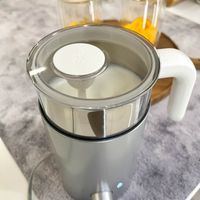 可能是研磨機、咖啡機和泡茶器的圖像