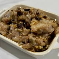 可能是燉小牛膝的圖像