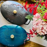 可能是顯示的文字是「 STAUB 」的圖像