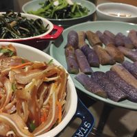 可能是香菇和紫蘇的圖像