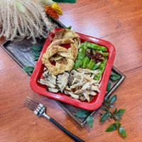 可能是義大利麵的圖像