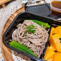可能是義大利麵和文字的圖像