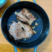 可能是燉小牛膝的圖像