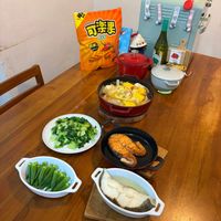 可能是豆腐、火鍋和文字的圖像