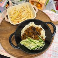 可能是豆腐、火鍋和文字的圖像