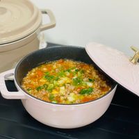 可能是粥和豆煮玉米的圖像