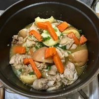 可能是燉小牛膝的圖像