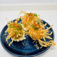 可能是麵和炒麵的圖像