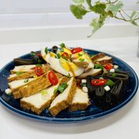 可能是拉麵和豆腐的圖像