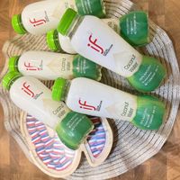 可能是‎飲料和‎顯示的文字是「 ‎onut ter 350mL NATURAL CONTENT 100% ب MERGATION זצפי ሀበ Vater 100%NATURA OOOTTITT 100% NET if SENSATION Coconut Water 100% NATURAL PreenENt ETCONE NET NET if VISATION if VENSATION Coconut Water NATURAL 350เ 100% 00%NATU preservatives CONTENT REY NET Coconut Water eservatim ATURA 356 if SERISATION 100% NATUR CONTEN NET Coconut Water NATURAL PAUTENT CONTENT 350 350m mL 100% CONTENT‎ 」‎‎ 的圖像