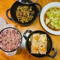 可能是西班牙大鍋飯、豆腐和牧羊人派的圖像
