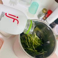 可能是顯示的文字是「家 SENSATION SENSIT LOCAI si 」的圖像