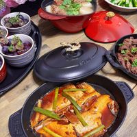 可能是火鍋、豆腐和文字的圖像