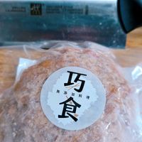可能是炸丸子和顯示的文字是「かで 巧 诱 热 食 添加料理 加料 理」的圖像