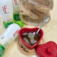 可能是紅心、飲料和文字的圖像