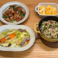 可能是豆腐和炒飯的圖像