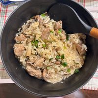 可能是西班牙大鍋飯和炒飯的圖像