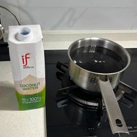 可能是泡茶器和文字的圖像